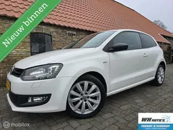 Wit Gebruikt 2013 VW Polo Highline Hatchback | € 6.995 (Eerlijke prijs)