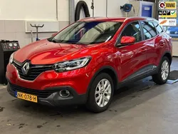 Rood Gebruikt 2017 Renault Kadjar Intens SUV | € 12.450 (Goede deal)