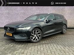 Zwart Gebruikt 2019 Volvo V60 Momentum Stationwagen | € 25.899 (Iets duurder)