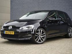 Zwart, metallic lak Gebruikt 2013 VW Golf VII Highline Hatchback | € 8.999 (Eerlijke prijs)