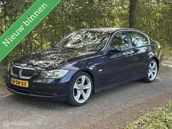 Blauw Gebruikt 2006 BMW 325 Executive Sedan | € 2.795 (Super prijs)