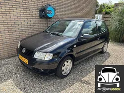 Zwart Gebruikt 2001 VW Polo Comfortline Hatchback | € 1.499 (Eerlijke prijs)