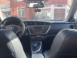 Gebruikt 2013 Toyota Auris Hybrid Stationwagen | € 9.900 (Eerlijke prijs)