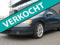 Blauw Gebruikt 2006 Volvo S60 Sedan | € 2.495 (Eerlijke prijs)