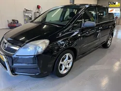 Zwart Gebruikt 2005 Opel Zafira Business MPV | € 2.250