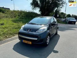 Grijs Gebruikt 2012 Peugeot 107 Hatchback | € 3.249 (Iets duurder)