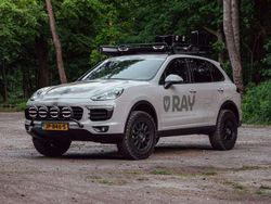 Beige Gebruikt 2015 Porsche Cayenne SUV | € 37.950