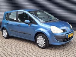 Blauw Gebruikt 2008 Renault Modus Expression MPV | € 1.645 (Goede deal)