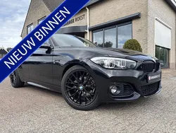 Zwart, metallic lak Gebruikt 2019 BMW 118 Executive Hatchback | € 16.900 (Goede deal)