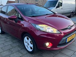 Paars Gebruikt 2009 Ford Fiesta Trend Hatchback | € 2.500 (Eerlijke prijs)