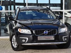Zwart (metallic) Gebruikt 2015 Volvo XC70 Standard Stationwagen | € 8.999 (Goede deal)