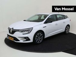 Wit Gebruikt 2024 Renault Mégane IV Equilibre Stationwagen | € 29.940 (Duur)