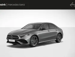 Grijs Nieuw 2025 Mercedes A180 AMG line Hatchback | € 46.353 (Duur)