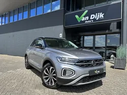 Grijs Gebruikt 2022 VW T-Roc SUV | € 29.950 (Eerlijke prijs)