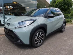 Groen Nieuw 2025 Toyota Aygo Pulse Hatchback | € 21.900 (Eerlijke prijs)