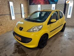 Geel Gebruikt 2006 Peugeot 107 Hatchback | € 1.495 (Goede deal)