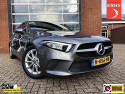 Grijs Gebruikt 2020 Mercedes A180 Advantage Hatchback | € 22.750 (Super prijs)