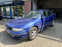 Blauw Gebruikt 2002 Seat Leon Stella Hatchback | € 595 (Eerlijke prijs)