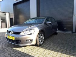 Grijs (metallic) Gebruikt 2014 VW Golf VII Comfortline Hatchback | € 6.750 (Goede deal)