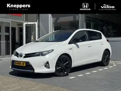 Wit Gebruikt 2016 Toyota Auris Hybrid Hatchback | € 15.900 (Eerlijke prijs)