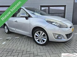 Grijs Gebruikt 2011 Renault Scénic III Dynamique MPV | € 2.000 (Goede deal)