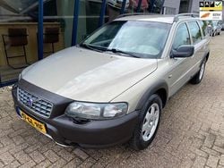 Beige Gebruikt 2001 Volvo XC70 Comfort SUV | € 3.445 (Eerlijke prijs)