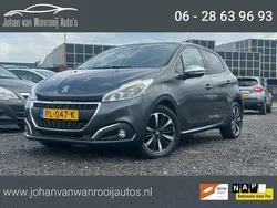 Grijs Gebruikt 2017 Peugeot 208 Allure Hatchback | € 11.500 (Eerlijke prijs)