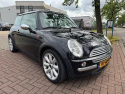 Zwart Gebruikt 2002 Mini Cooper Chili Hatchback | € 2.750 (Eerlijke prijs)