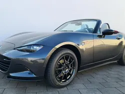 Grijs Gebruikt 2023 Mazda MX5 Signature Cabriolet | € 32.975 (Eerlijke prijs)