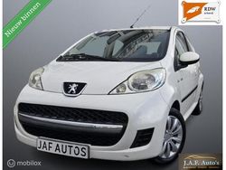 Wit Gebruikt 2011 Peugeot 107 Hatchback | € 1.999 (Eerlijke prijs)