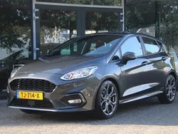 Grijs Gebruikt 2018 Ford Fiesta ST-Line Hatchback | € 14.490 (Eerlijke prijs)
