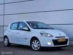 Wit Gebruikt 2012 Renault Clio IV Collection Hatchback | € 3.500 (Goede deal)