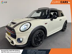 Wit Gebruikt 2015 Mini Cooper S Business Hatchback | € 15.890 (Eerlijke prijs)