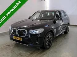 Zwart Gebruikt 2021 BMW iX3 Executive SUV | € 35.900 (Eerlijke prijs)