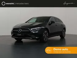 Zwart Gebruikt 2025 Mercedes CLA250e Luxury Sedan | € 44.900 (Goede deal)