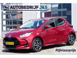 Rood Gebruikt 2021 Toyota Yaris Hatchback | € 20.850 (Eerlijke prijs)