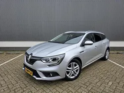 Grijs Gebruikt 2017 Renault Mégane GrandTour LIMITED Stationwagen | € 9.950 (Goede deal)