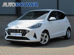 Wit Gebruikt 2021 Hyundai i10 Edition 30 Hatchback | € 11.990 (Eerlijke prijs)