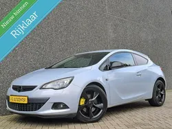 Wit Gebruikt 2013 Opel Astra GTC Sport Hatchback | € 10.995 (Iets duurder)