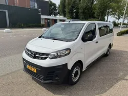 Wit Gebruikt 2023 Opel Vivaro-e Combi Van | € 27.900 (Goede deal)