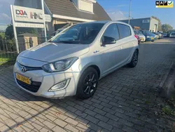 Grijs Gebruikt 2016 Hyundai i20 Hatchback | € 7.250 (Eerlijke prijs)