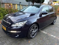 Blauw (metallic) Gebruikt 2015 Peugeot 308 Style Hatchback | € 6.750 (Goede deal)