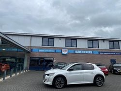 Wit, metallic lak Gebruikt 2020 Peugeot e-208 GTi Hatchback | € 15.950 (Eerlijke prijs)