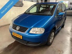 Blauw Gebruikt 2006 VW Touran Trendline MPV | € 1.549 (Eerlijke prijs)