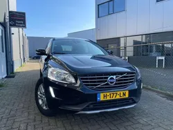 Zwart Gebruikt 2016 Volvo XC60 Summum SUV | € 13.995 (Eerlijke prijs)