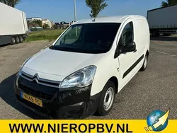 Wit Gebruikt 2017 Citroën Berlingo MPV | € 7.250 (Eerlijke prijs)