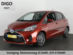 Rood Gebruikt 2015 Toyota Yaris Style Hatchback | € 13.400 (Goede deal)