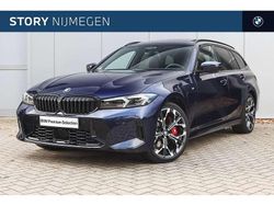 Blauw Gebruikt 2025 BMW 330e Executive Stationwagen | € 74.701