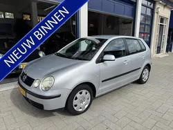 Grijs Gebruikt 2004 VW Polo Comfortline Hatchback | € 1.699 (Eerlijke prijs)