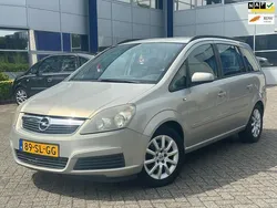 Grijs Gebruikt 2006 Opel Zafira Enjoy MPV | € 950 (Goede deal)